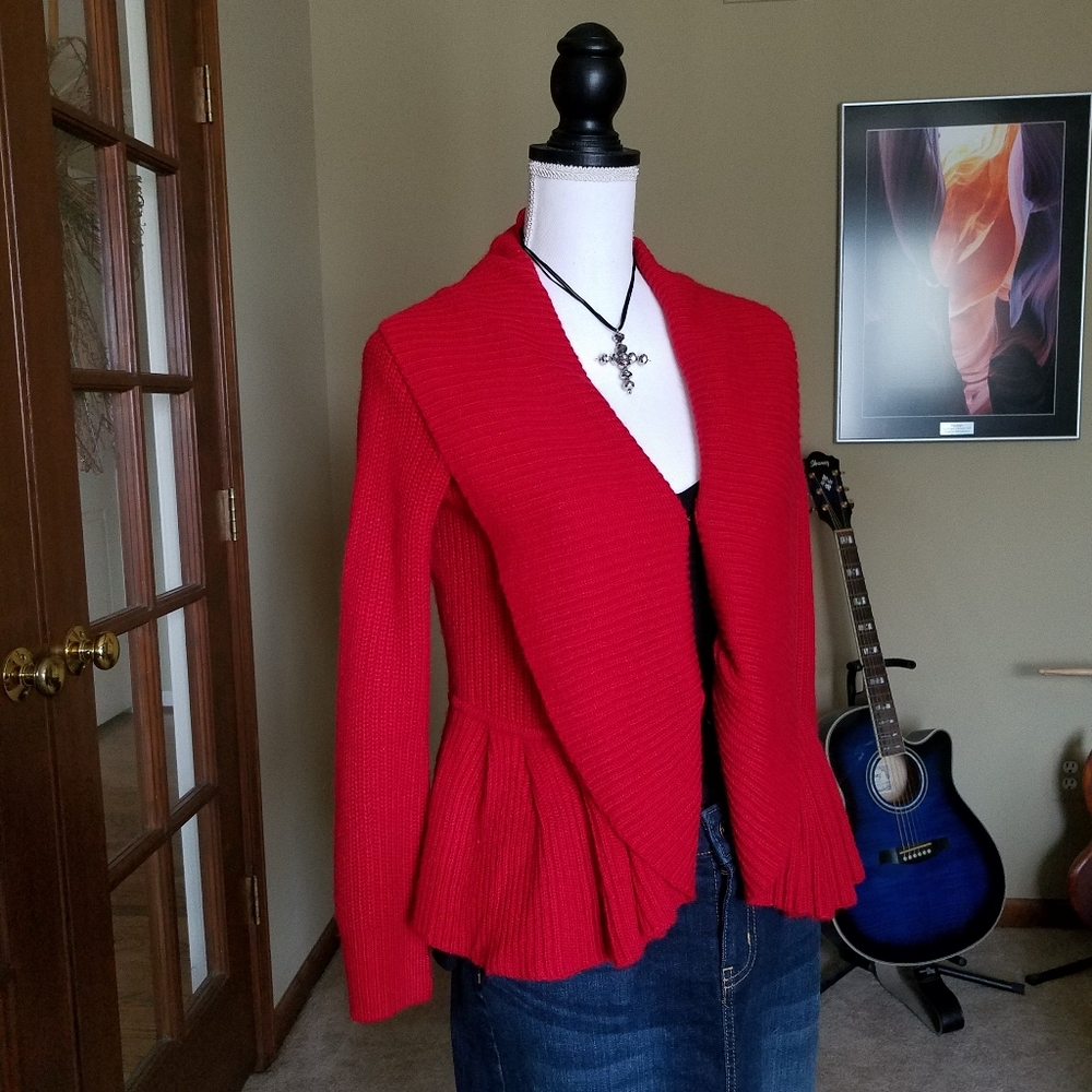 Red Ruffle Trim Front Closure Cardigan Like NEW - Picture 4 of 14